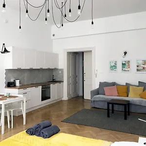 https://florianska-apartment.krakowhotelspoland.com